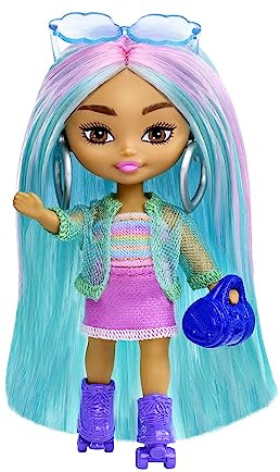 Barbie Extra Mini Minis Patinadora Muñeca pequeña con Conjunto de Moda, Juguete +3 años (Mattel HLN45)