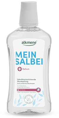 alkmene Zahnfleischschützende Mundspülung ohne Alkohol 500 ml | Mundwasser mit Salbei & Kalium - Vegane Mundspülung antibakteriell mit 6-fach Schutz - Mouthwash