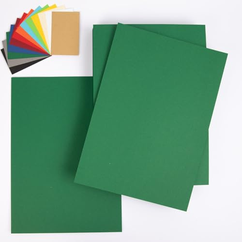 PresentFill® Tonkarton A4 Smaragd Grün | 100 Blatt | 210g/m² | Bastelkarton aus 100% Recycling Kraftkarton | Made in Germany | Farbkarton | Bastelpappe zum basteln | bemalen | zeichnen