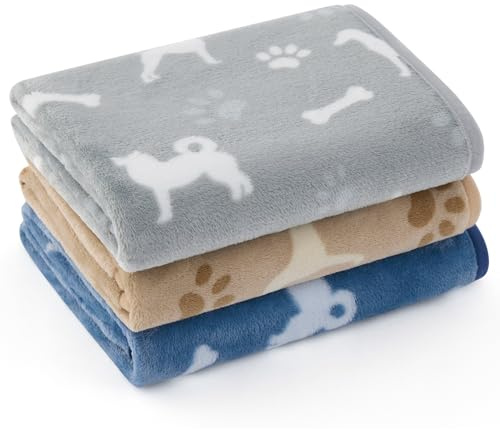BEDSURE Hundedecke, Katzendecke Waschbar, Flauschig, 3 Stück Fleece Decken für Hunde & Katzen, Weiche Kleine Decken für Unterwegs, Couch, Auto, Kuscheldecke Grau/Braun/Blau XS (58x41 cm)