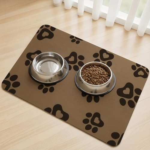 SARTNP Tapis de Nourriture pour Chien Absorbant d'eau - Tapis pour Bols de Nourriture et d'eau pour Chats et Chiens, Anti-Dérapant, sans Taches, Séchage Rapide (Brown-Heart Paws, 30 x 50 cm)