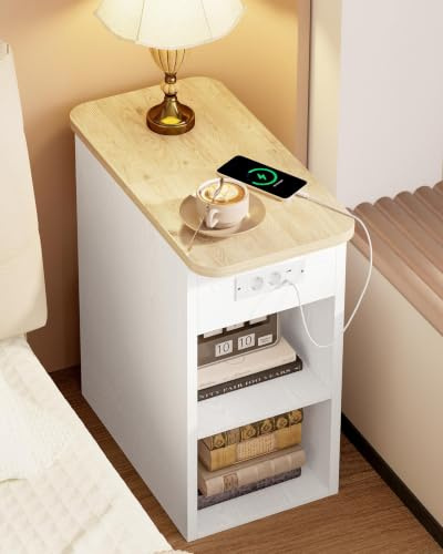 IRONCK Nachttisch schmal, Beistelltisch mit Steckdose 2 AC, 2 USB-Anschlüsse, Holz Sofatisch, Couchtisch mit Flip geheimfach, 2 offene Fächer, Nachtschrank für Wohnzimmer, Schlafzimmer,Weiß