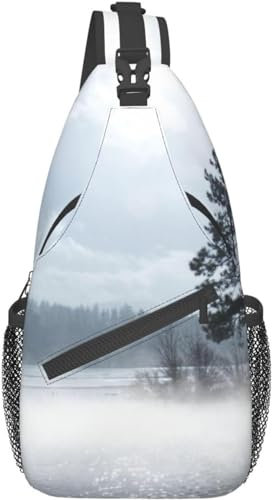 KWQDOZF Sling-Rucksack Umhängetasche Brusttaschen Baum im Nebel-Druck Sling-Tasche für Reisen Sport