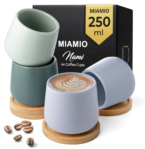 MIAMIO - Keramik Tassen 4er Set mit Bambus Untersetzer (250 ml), Kaffeebecher ohne Henkel, Cappuccino Tassen, Becher Set modern, Nami Kollektion (Pastel Coast)