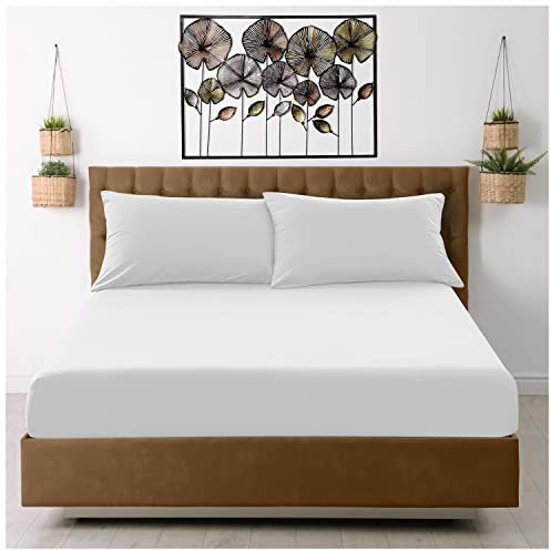 GC GAVENO CAVAILIA Microfiber Fitted Sheet Double - Plain Bed Sheets - Deep Pocket 10 inch (25cm) - Shrinkage, Fade & Wrinkle Resistant Bottom Sheet, White to Mattress (137x193 cm) - Machine Washable