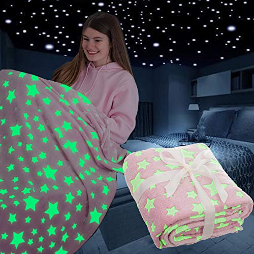 FiNeWaY Glow in The Dark Throw Blanket Flannel Moon Star Unicorn Gifts for Kids Girls Boys Adults Bedroom Cosy Warm Super Soft Plush Fleece Faux Fur (Stars Pink)
