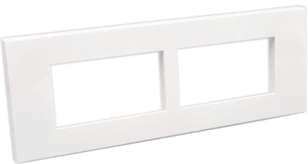 Uppsättning av sex vita tomma rektangulära vägguttagsskydd för 6-spår modulära 23 x 36 mm paneler (195 x 70 mm)