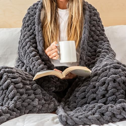 SAMIAH LUXE Chunky Knit Blanket Throw 50x60, Grey Chenille Chunky Knit Throw Blanket for Living Room Decor or Boho Decor, Thick Yarn Knitted Blankets for Couch or Bed, Cable Knitted Crochet Blankets