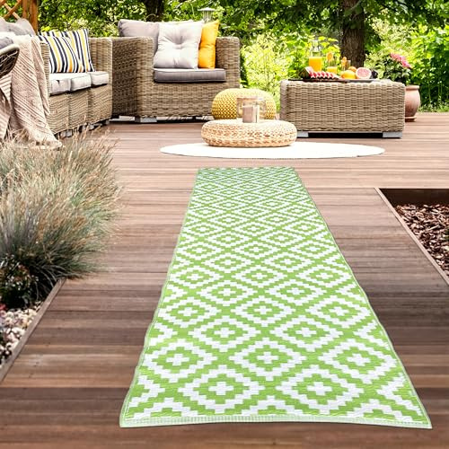 CARPETIA Outdoor Wendeteppich Ethno-Rauten Grün Weiß Wasserfest 90x300 cm | Wetterfest, wasserfest, farbecht, wendbar und pflegeleicht, strapazierfähig, leicht transportierbar, für Camping & Picknick