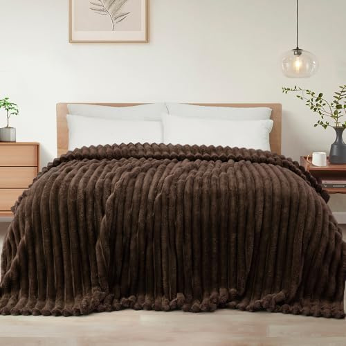 Exclusivo Mezcla Queen Size-flanell, fleecefilt, supermjuk 3D-randig jacquard, sängfilt, lätt luddig, mysig filt för alla årstider, 230 x 230 cm, kaffefilt