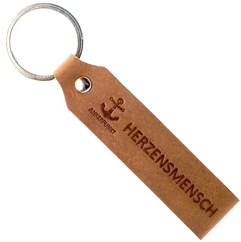 ANKERPUNKT Schlüsselanhänger Leder Herzensmensch Geschenk – Geschenk für Freundin, Geschenk Freundin Geburtstag, Beste Freundin Geschenke – Handmade in Germany, Dunkelbraun geprägt
