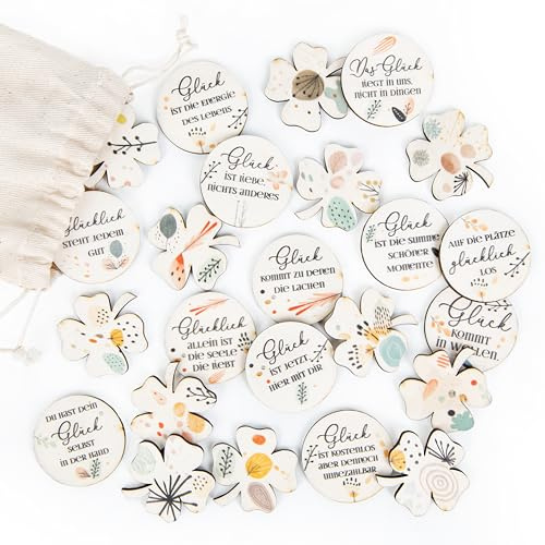 Logbuch-Verlag 24 Glücksbringer Sprüche Ostern kleine Geschenke Geburtstag Hochzeit Glück Holztaler 4 cm Kleeblatt Streudeko