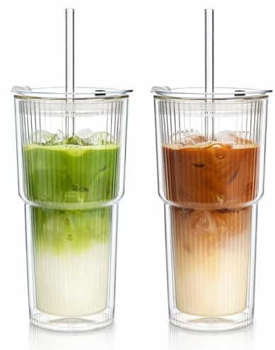 KEMORELA Doppelwandige Gläser Set 2er, Latte Macchiato Gläser, 600ml Gerippte Glasbecher mit Deckel & Strohhalm, Teegläser doppelwandig, Riffel-Design Trinkgläser für Kalt- & Heißgetränke