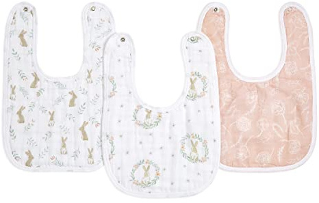aden + anais™ essentials Baumwoll-Musselin-Baby-Lätzchen mit Druckknöpfen blushing bunnies in 3er-Packung