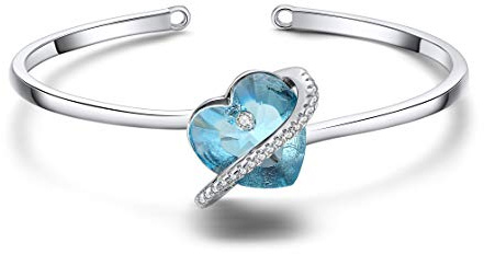 Lisandra Scott Armband, Armreif mit Funkelnden Kristallen für Damen mit Herz Symbol für Liebe in Juweliersqualität, Schmuck mit Kristall Stein Herzen Silber AAA Qualität