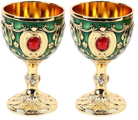 2 Stück Vintage Kelch Deko Edelstein Schnitzerei Metall Mittelalter Europäische Tassen 30ml 4,3 x 7 cm Kleine Retro Geprägte Weinkelch Weinglas für Party Dekoration Home Collection(Goldgrün)