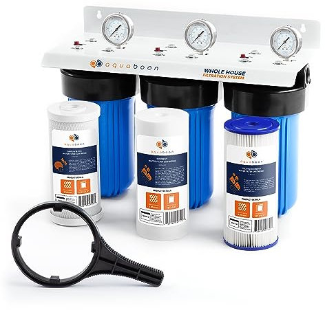 Aquaboon Système de filtre à eau pour toute la maison en 3 étapes pour la réduction des sédiments et des odeurs, livré avec des filtres à eau de 25,4 cm, une clé, un support, une jauge et un