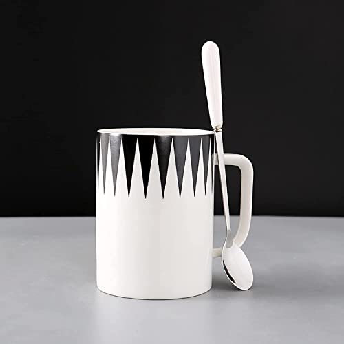 Taza de café de cerámica de primera calidad, taza de té, taza de agua, taza de café de cerámica, triángulo blanco y negro con cuchara, taza de té, taza de cerámica hecha a mano, juego de regalo y taza