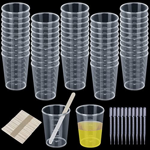 GZhaizhuan 50 Stück Messbecher Set, 50ml Kunststoff Mischbecher mit 50 Holzstäbchen und 50 3ml Pipette für Mischen von Harz, Stain, Epoxy und Farbe