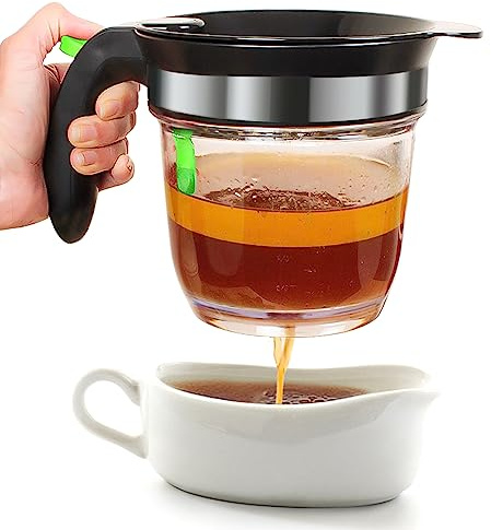 Fat Separator With Bottom Release, 4 Cup Gravy Separator for Cooking with Oil Strainer, Kitchen Gadgets Grease Separator Packaged with a 3-in-1 Multifunctional Peeler (Green)