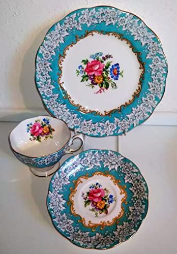 Tasse à collectionner, Royal Albert, « enchantmentl» et 1 soucoupe - 1 assiette à gâteau - Original - Bone China