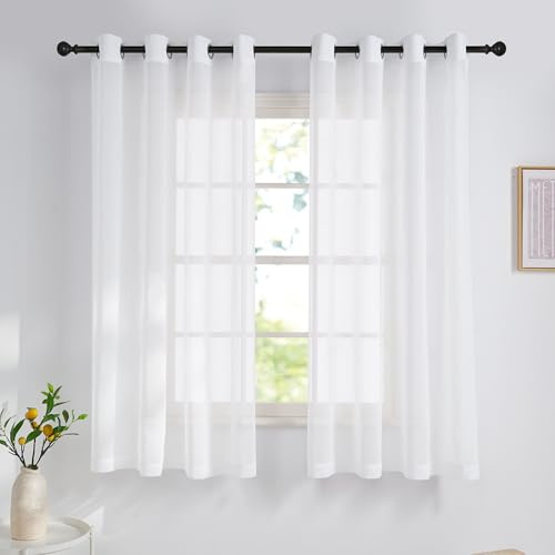 NICETOWN Vorhänge Kurz mit Ösen Gardinen Weiß Transparent Scheibengardinen | Kurze Küchengardinen Modern, H 125 x B 140 cm, Bistrogardinen 2er set, Luftige und Lichtdurchlässige Voile Vorhang