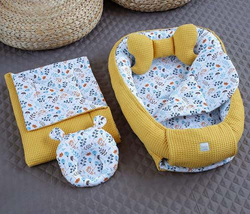 LOOLAY Babynest Set 85 cm x 60 cm - Baby nestchen aus Waffelpique Bio- Baumwolle - Babynestchen Neugeborene Handmade EU - Baby Nest 5 Teilig - Waffelpique Senfgelb/Blumen Blau
