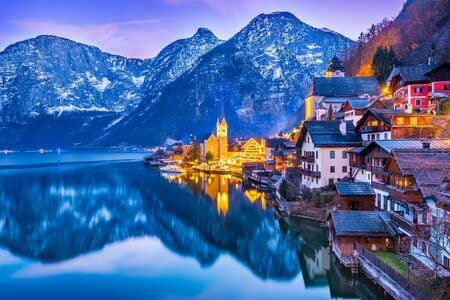 adrium Poster-Bild 110 x 70 cm: Hallstatt, Österreich - Scenic Picture, Postkarte Blick auf das berühmte Hallstatt, Bergdorf in Oberösterreich, Salzkammergut Re(148900651)