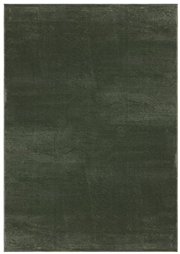 SAFAVIEH Revive Collection Area Rug - 5'3 x 7'7, Green, Solid Design, Non-Shedding & Easy Care, Ideal for High Traffic Areas in Living Room, Bedroom (REV102Y)