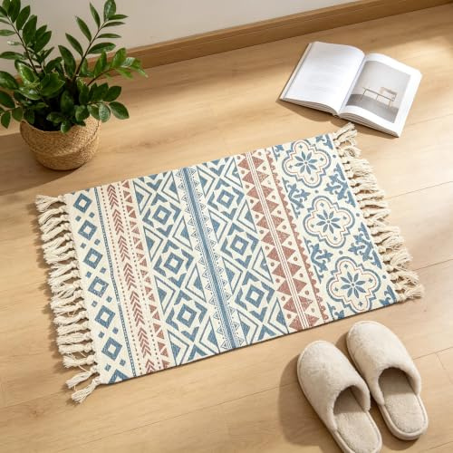 Morrowcamp Petit tapis bohème en coton tissé avec pompons, lavable, 90 x 60 cm, style rustique, bohème, vintage, pour cuisine, salle de bain, chambre, buanderie, entrée, intérieur