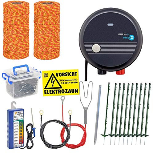 Hundezaun Komplettset 200m Elektrozaun, ideal für Einzäunungen in Ihrem Garten, mit umfangreichem Zubehör, anschlussfertig mit 600m orangener Weidezaunlitze und Zaunprüfer, 40 grüne Pfähle 105cm