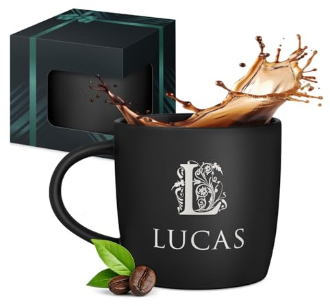 Maverton Mug personnalisable pour hommes, 400ml Tasse à Café Gravée | Avec Prénom et Texte, Mug Humour pour frère, ami, idée cadeau anniversaire, Noël, Bureau, intérieur noir, monogramme