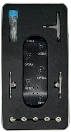 LEEFAI Op3ra Pro greppbräda komplett 34 x 96 mm lönn trä 5 lager handgjorda premiumdäck, UV-tryck Graphic-Pro lastbilar och 5 uretan lagerhjul, -Ersätt bussningar - Stämpelutgåvan