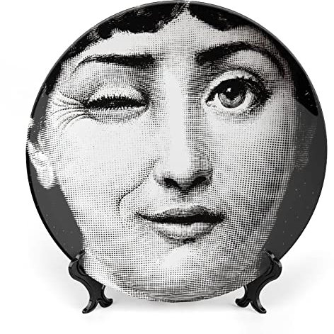 XYTDM Lina Cavalieri - Plato decorativo de pared, placa frontal misteriosa, decoración para colgar en la pared, incluye soporte y gancho de resorte especial, 10 pulgadas, B13