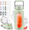 HYDRAGLAZIC 2L Verre Gourde avec paille et marqueur de temps Motivationnel Bouteille avec manchon en silicone Large bouche Borosilicate Cruche d'eau Sans BPA Anti-fuite, Vert clair