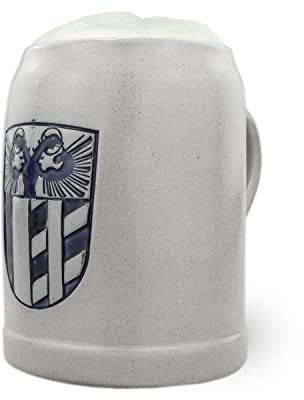 Bavariashop | PREMIUM Bierkrug Schwaben | Handgefertigter, bayerischer Bierkrug | Schwaben Wappen-Gravur | 0,5 Liter