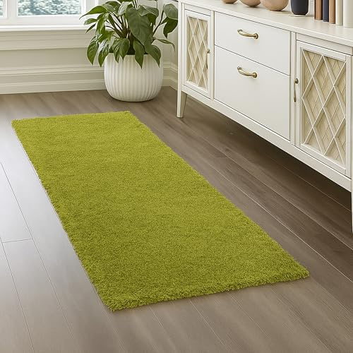 Teppich-Traum Moderner Shaggy Teppich Hochflor Uni Naturgrün 60x110 cm | Weich und flauschig, pflegeleicht, robust, formstabil, saugrobotergeeignet, OEKO-TEX geprüft, für Wohn- & Schlafzimmer