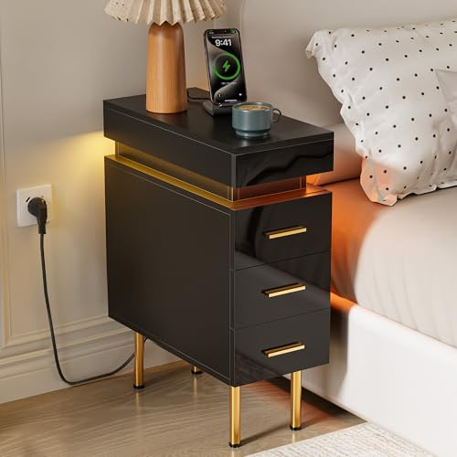 Ztexkee Nachttisch schmal Nachtschrank mit Steckdose und LED Lichtleiste Schmaler Beistelltisch mit Beinen Nachttisch mit 3 Schubladen und 1 Schiebefach für Schlafzimmer, Wohnzimmer Schwarz