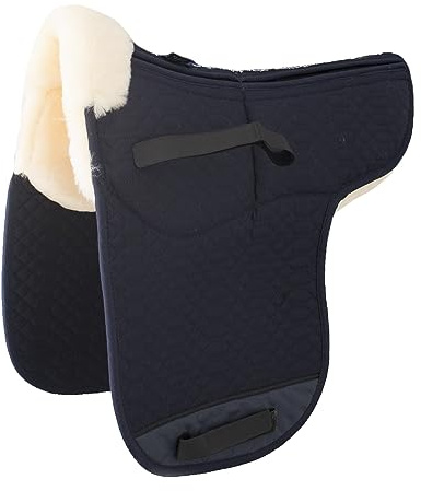 Engel Reitsport | SADEK1AP-D-MAR-MED | Lammfell Satteldecke | Korrektur Aufpolsterbar | Fell in Sattellage | Fellkranz vorne | Dressur | Stoff Marine Fell med.