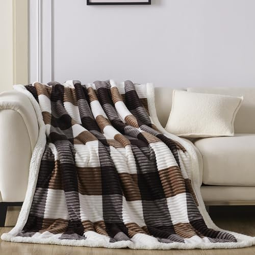Gracelife Sherpa Throw Blanket Fleece Blanket Double, Soft Fluffy Fuzzy Warm Blanket Throws for Bed, Sofa and Couch, Large Thick Blanket for All Season Use (Dark Brown-Checkered, 60*80)