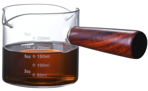 yeeplant Verre doseur de 250 ml avec poignée en bois, double bec verseur pour un versement précis, mesures en onces et millilitres, résistant à la chaleur, parfait pour le café et les sauces