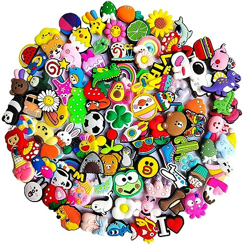 Nityunn Breloques en PVC pour sabots - Différents motifs aléatoires - Accessoires décoratifs style dessin animé pour chaussures, sandales et bracelets - Cadeaux de Noël ou d'anniversaire, Polychlorure