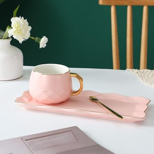 FülleMore Europäische Kaffeetasse mit Kuchenteller und Löffel,220ml Porzellan Espressotasse mit 25x11cm groß Untertasse Goldrand Cappuccino Tasse mit Dessertteller Kaffeeservice Set (Rosa)