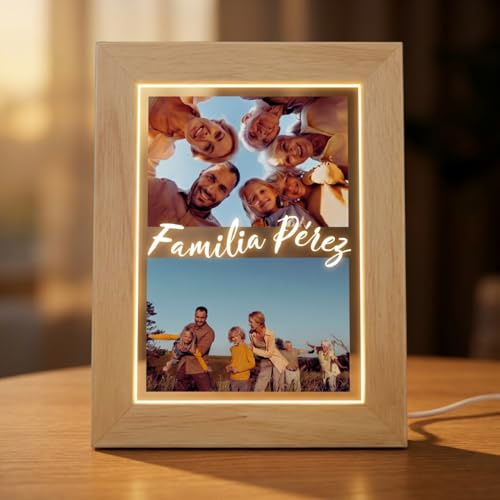 DEREGALOOS Lámpara Marco LED Personalizada con Collage de Fotos y Nombre. Regalo Iluminado para Hogar Parejas Amigos o Abuelos. Decoración Original con Luz Ambiente