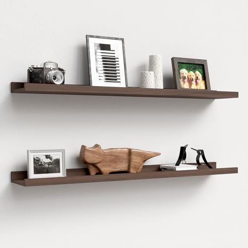 RICHER HOUSE Wandregal Walnuss, 2er Set Bilderleiste, 90 cm Schweberegal Holz, Regal Wand für Fotorahmen und Dekos, Wohnzimmer, Kinderzimmer, Schlafzimmer, Küche, Badezimmerwand