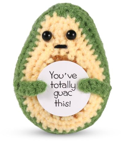 NQEUEPN Lustige Positive Avocado, 7cm Gestrickte Avocado mit Ermutigender Karte Kreativ Süß Positive Potato Avocado Plüschtier für Festival Party Dekoration Ermutigungsgeschenk