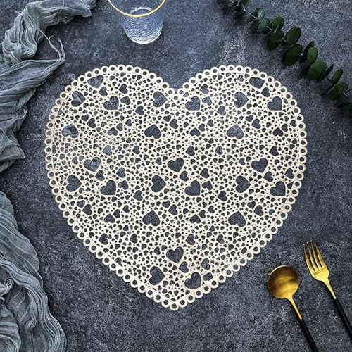 Bishilin Set di 6 Sottopiatti, Sottopiatti Oro PVC 38cm a Forma di Cuore per Tavolo della Cucina e Sala
