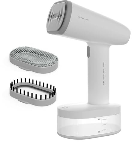 BLACK+DECKER BXGS1600E - Ferro da Stiro Verticale, 1600 W, 25g/min, Piastra in Ceramica, Funzione Autopulente, Luce di Riscaldamento, Sistema Antigoccia, Bianco