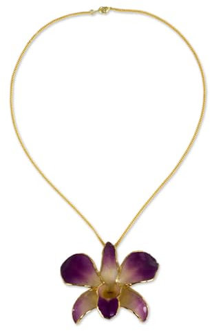 NOVICA Donna 24k Placcato Rosa e Collana Viola Naturale Fiore dell'orchidea 'Orchidea Fantasy' Oro