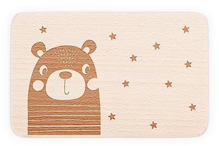 KIDSMOOD – Personalisiertes Frühstücksbrettchen – Schneidebrett Holz mit Gravur – Hier Krümelt Brettchen als Taufgeschenke für mädchen und Jungen– Personalisierte Geschenke Baby & Kinder